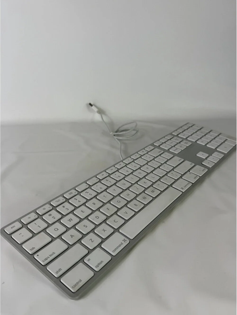 Apple Extended Keyboard - USB wired, slim - A1243 - complete and working